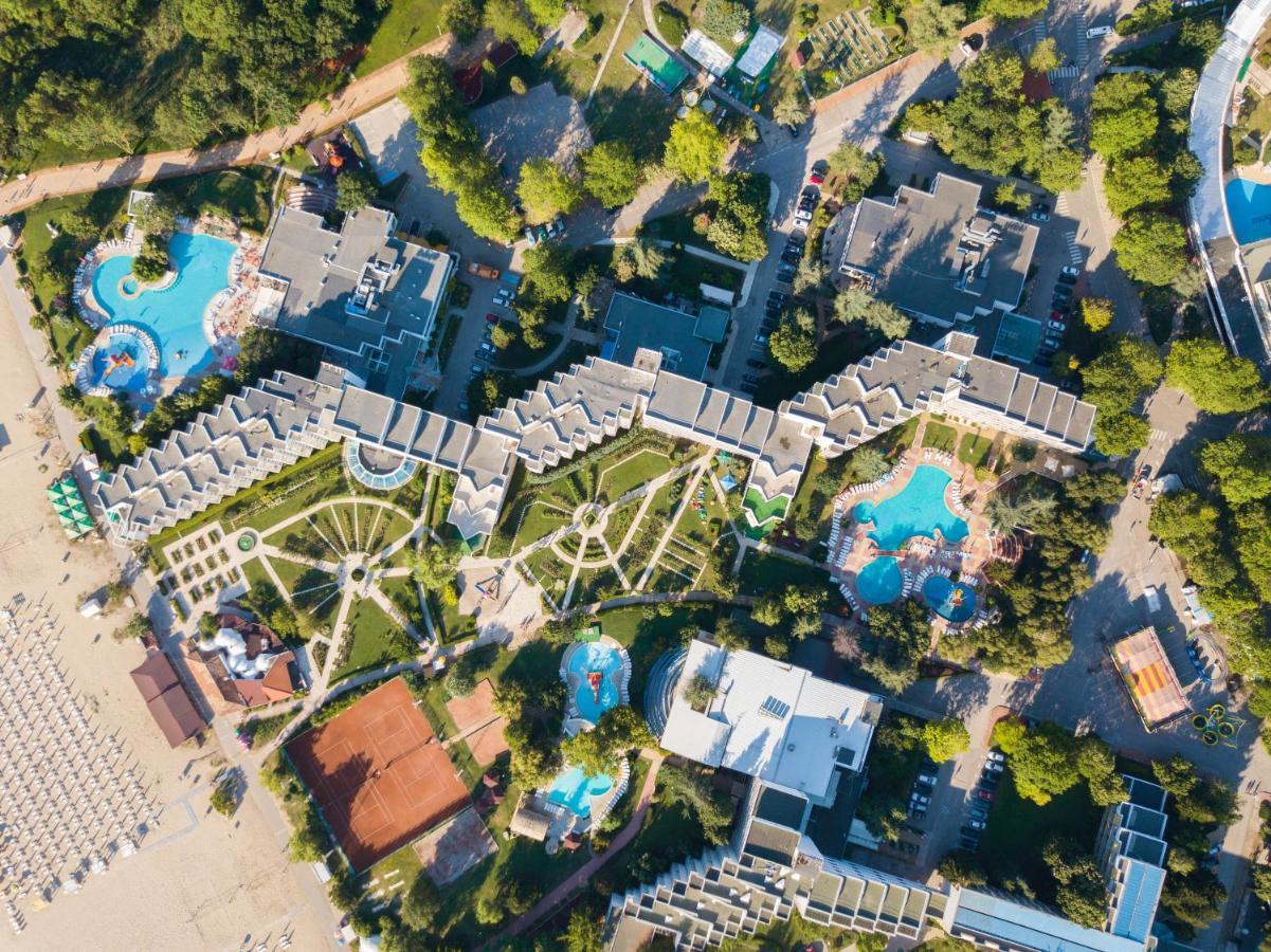 Hotel Laguna Garden อัลเบนา ภายนอก รูปภาพ