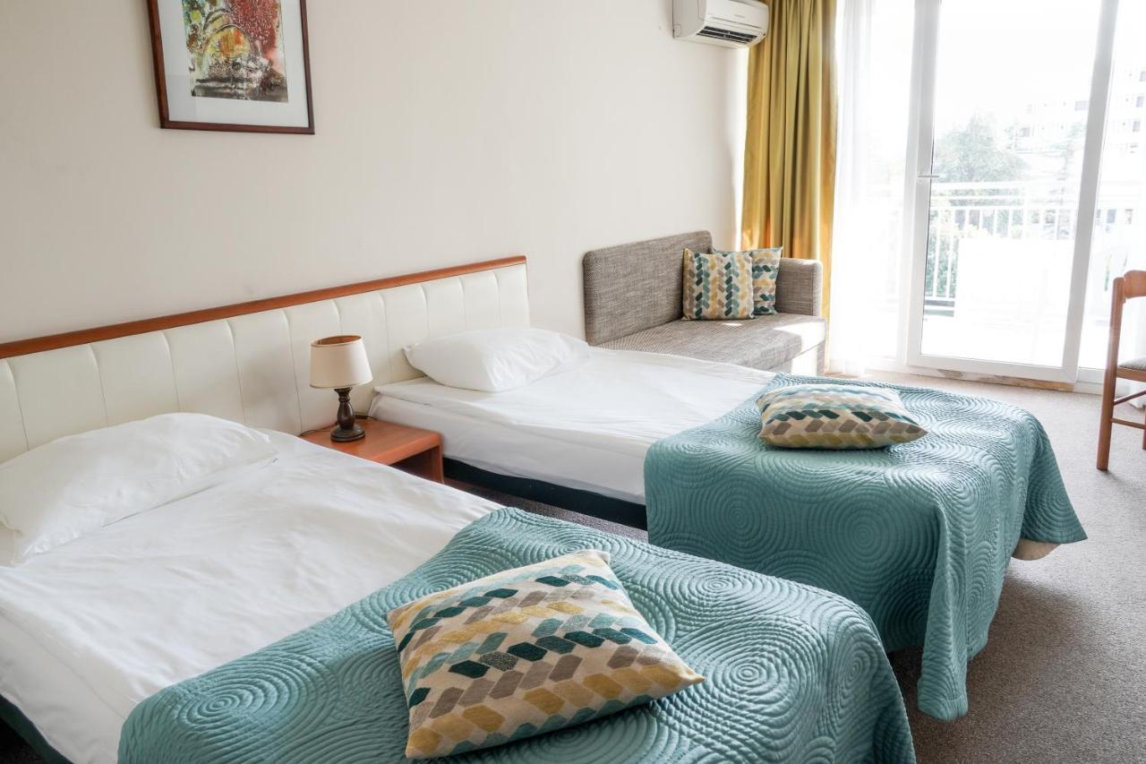 Hotel Laguna Garden อัลเบนา ภายนอก รูปภาพ